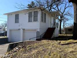 featured image of 2432 Salem St