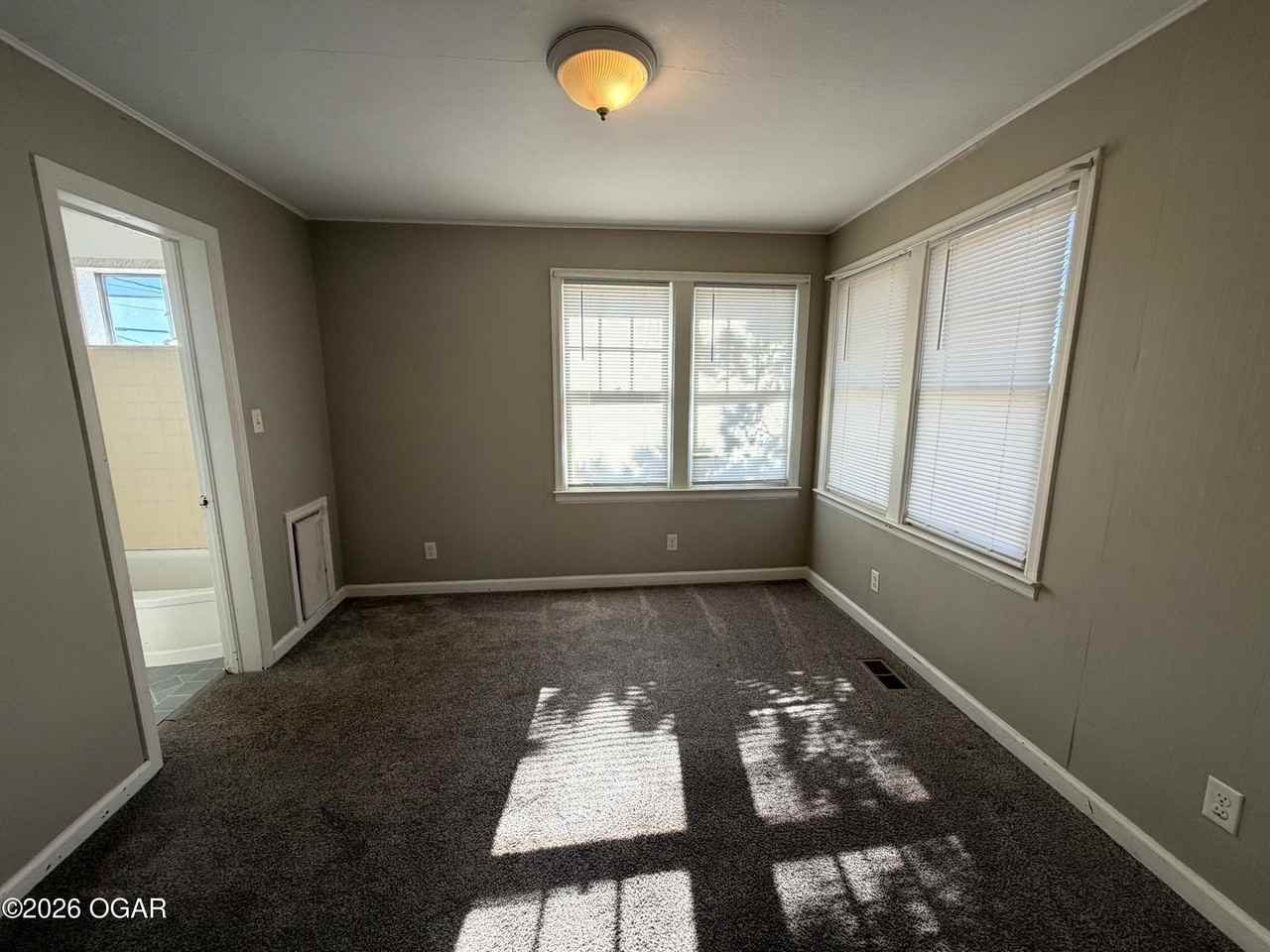 2432 Salem St - Photo 7 of 10