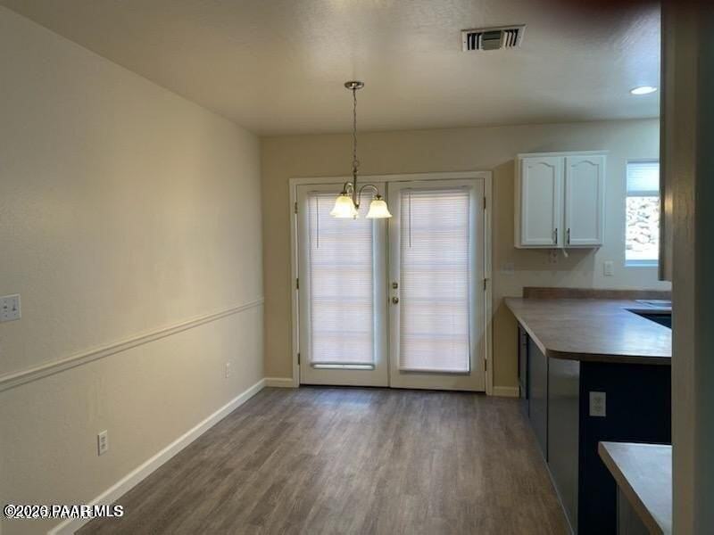 1273 N Barzona Ave Apt B #B - Photo 3 of 6