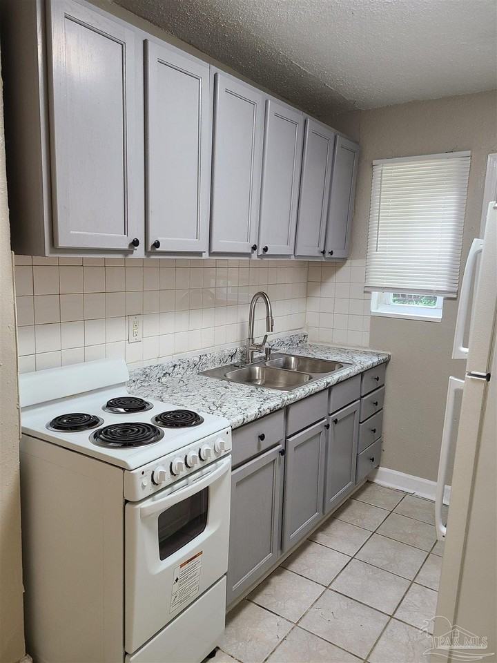 612 Mccarroll Rd #B - Photo 5 of 13