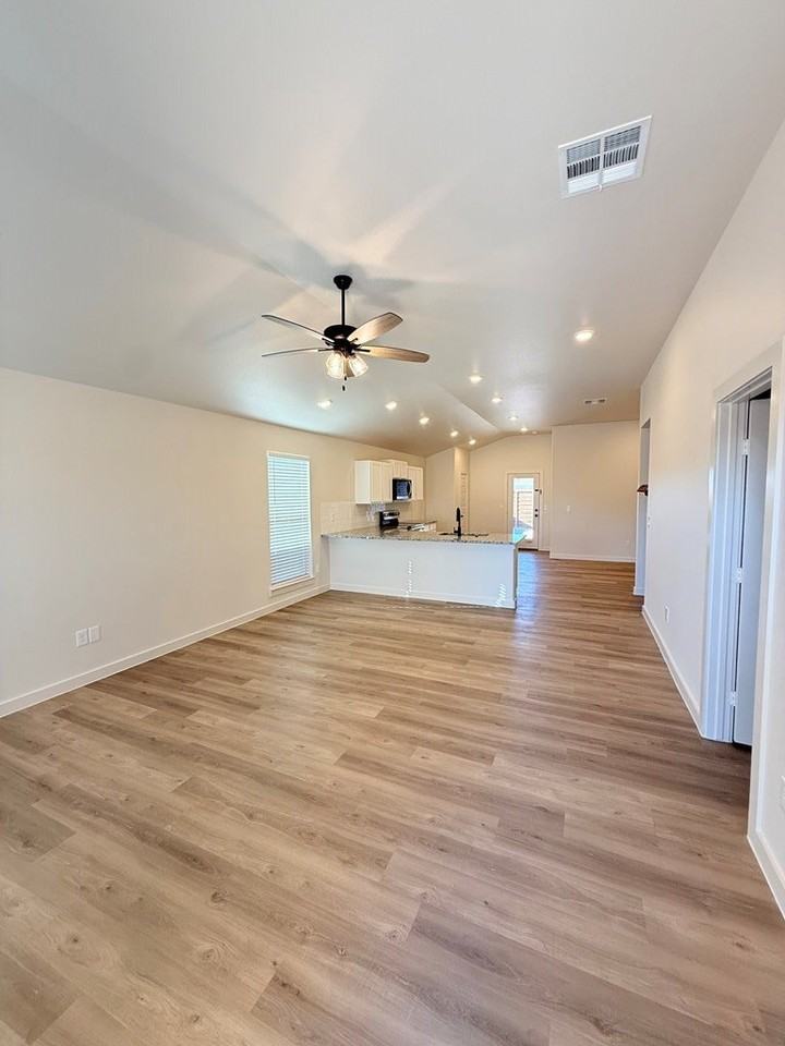 6309 Poppy Dr - Photo 3 of 28