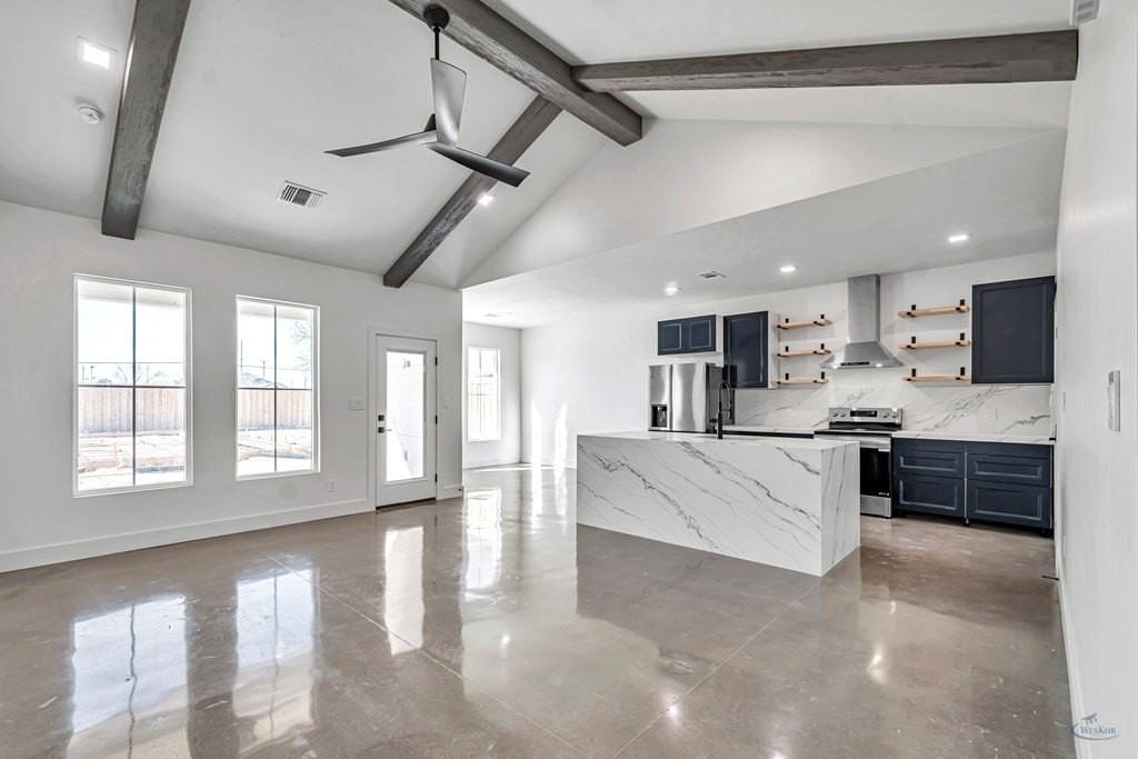 2101A N Main St - Photo 4 of 35