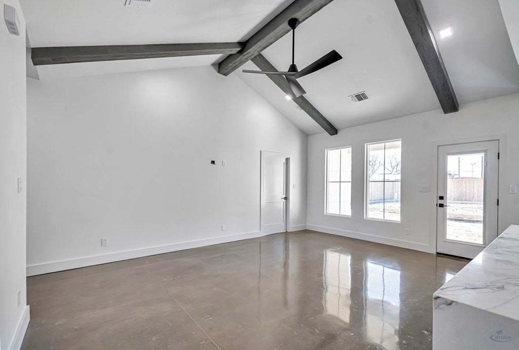 2101A N Main St - Photo 7 of 35