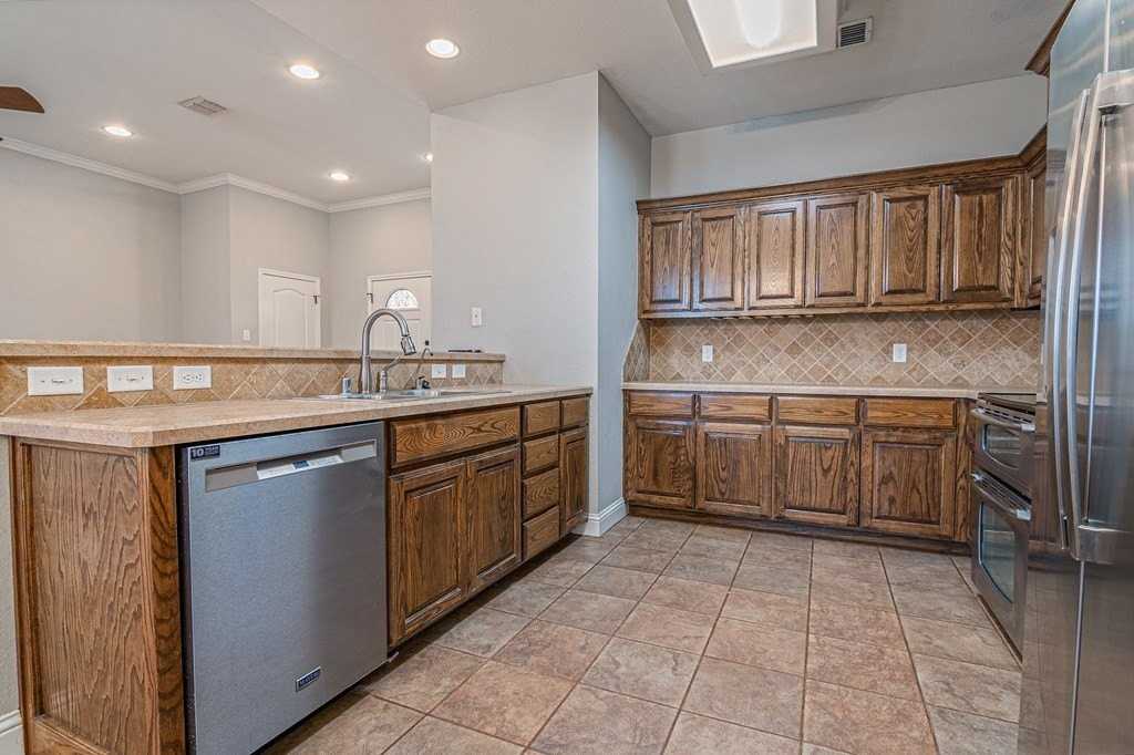 5710 Llano Ct - Photo 4 of 28