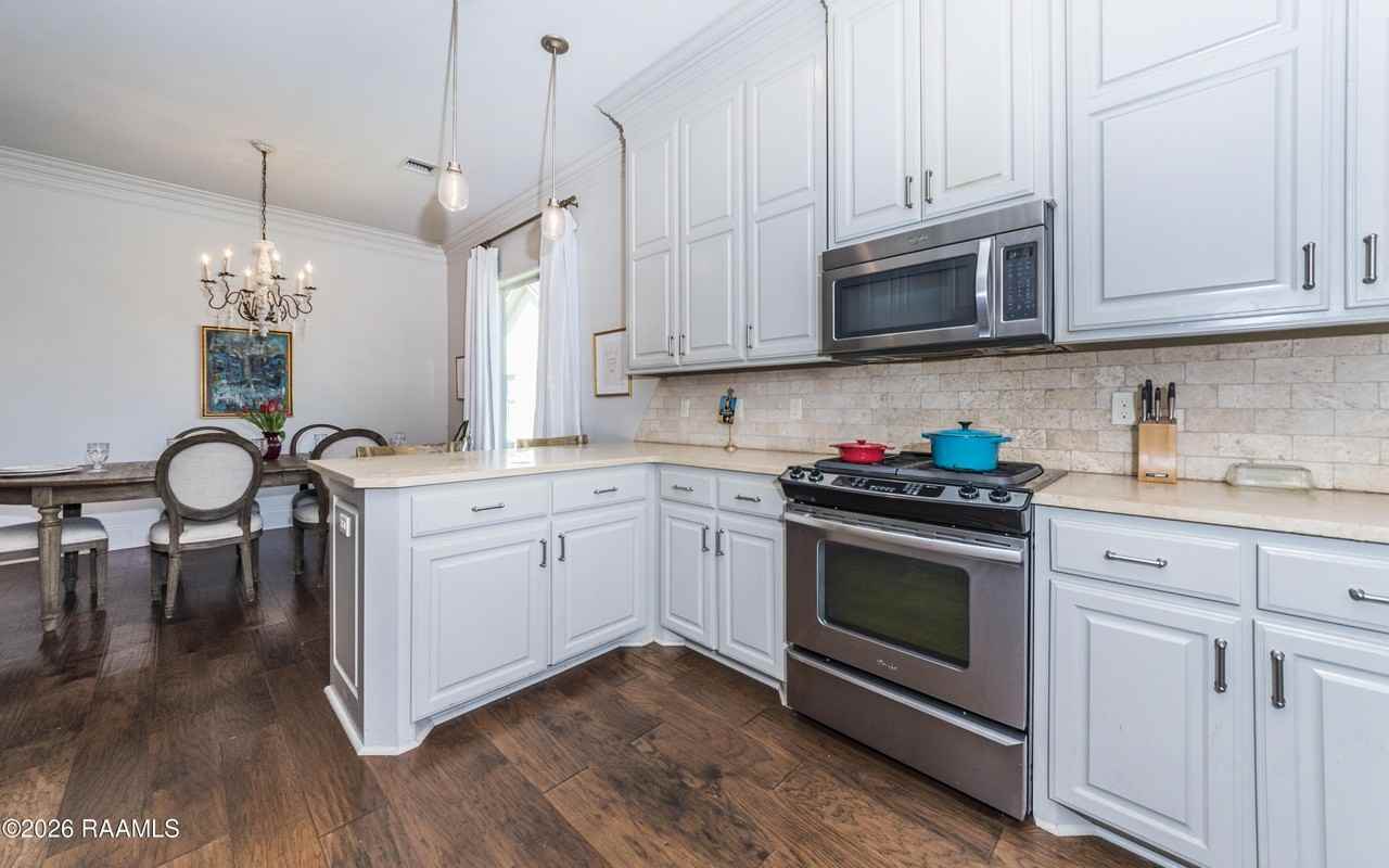 301 Summerland Key Ln - Photo 5 of 16