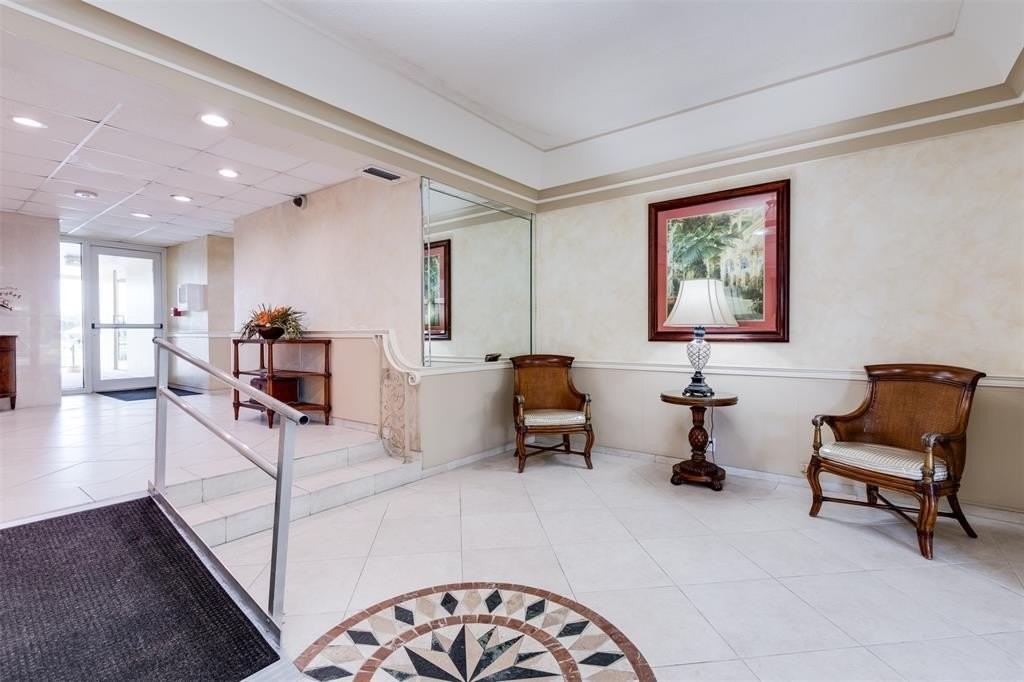 2500 Ne 48th Ln #609 - Photo 2 of 36