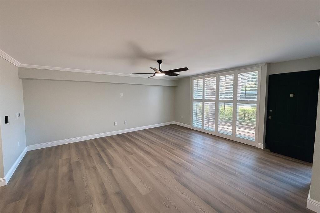 1707 Village Blvd - Photo 4 of 11