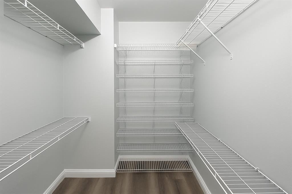 1707 Village Blvd - Photo 6 of 11