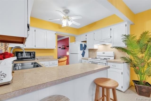 3170 Woods Cir - Photo 6 of 40