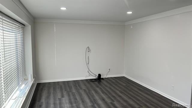 19229 Appleton St - Photo 5 of 15