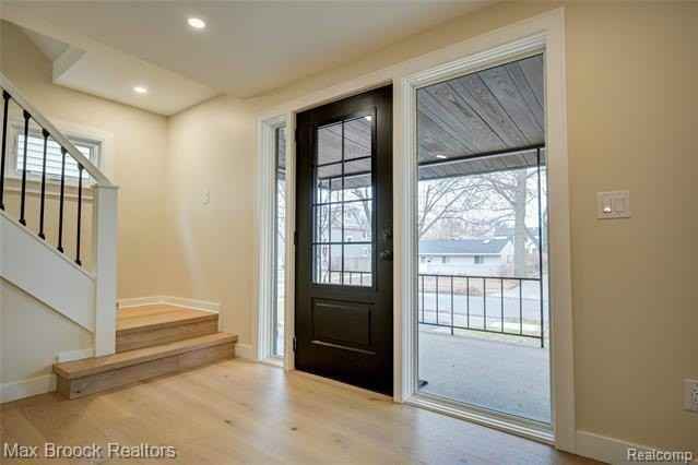 409 Baldwin Ave - Photo 5 of 50