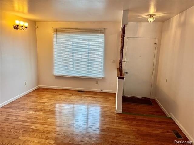 13770 White Cap Dr - Photo 3 of 19