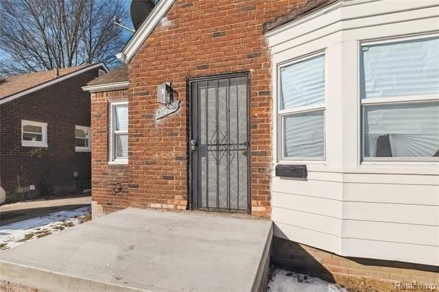 11659 Beaconsfield St - Photo 4 of 33