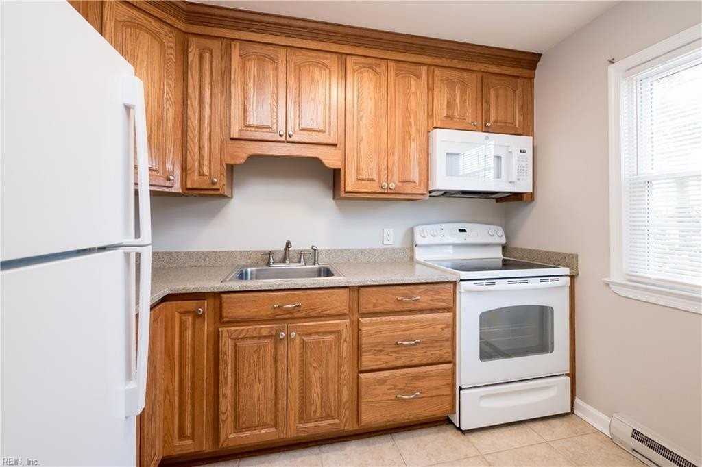 207 83rd St #4 - Photo 4 of 14