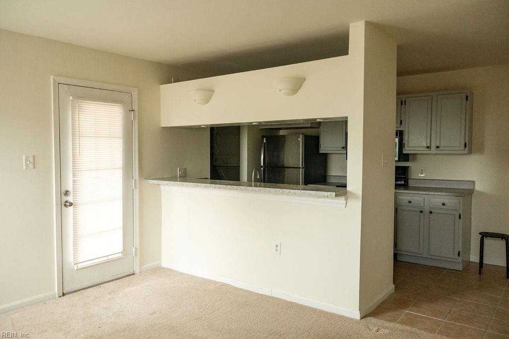 613 Pylon Ct - Photo 5 of 19