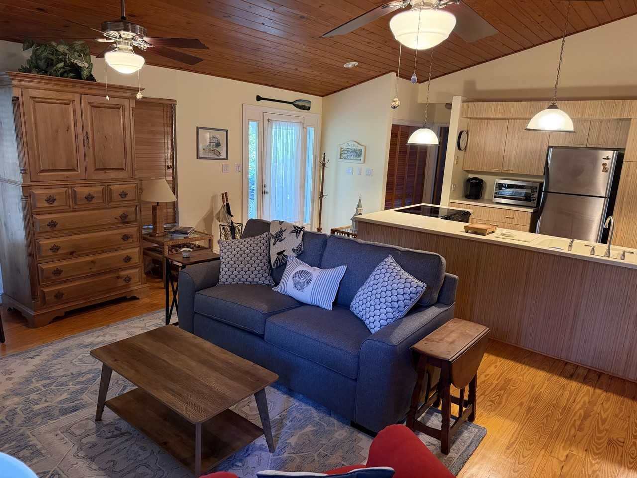 1941 W Shell Ln - Photo 6 of 13