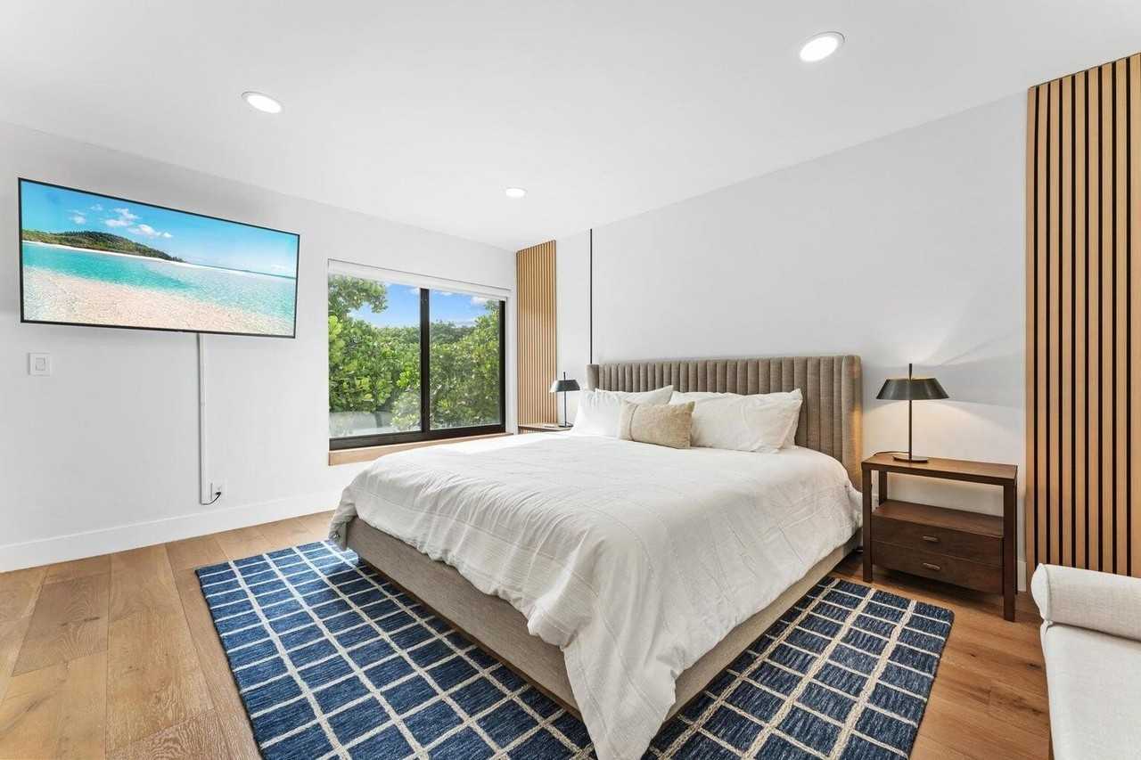 541 N N Ocean Boulevard E #5610 - Photo 3 of 50