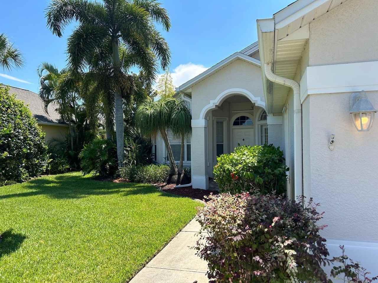 4630 Portage Trl - Photo 5 of 34