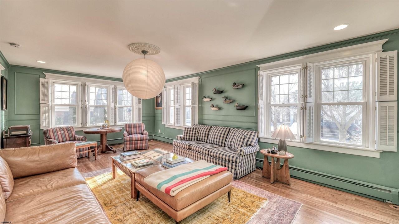 17 S Derby Ave - Photo 7 of 38