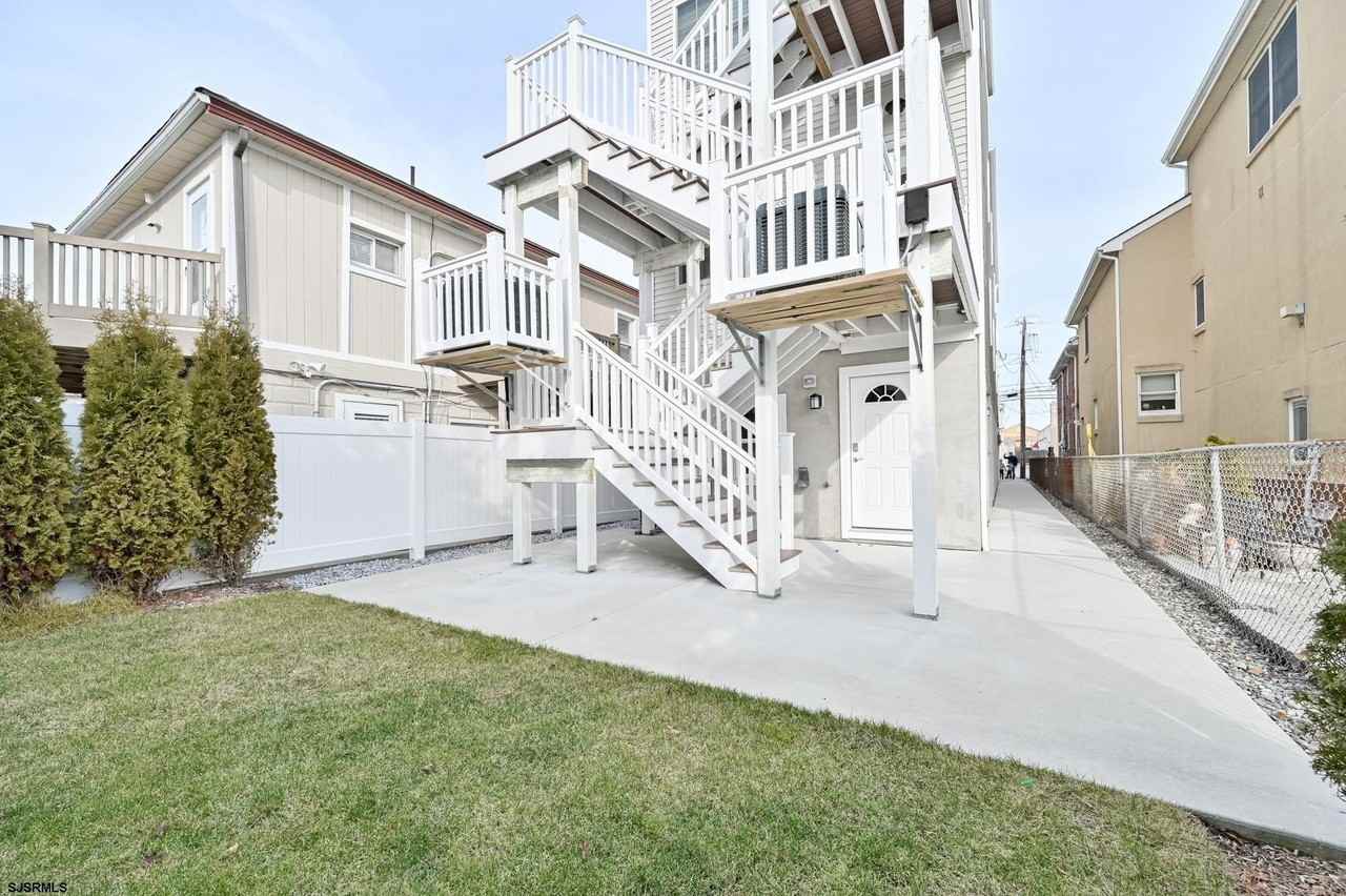 12 N Adams Ave - Photo 7 of 50