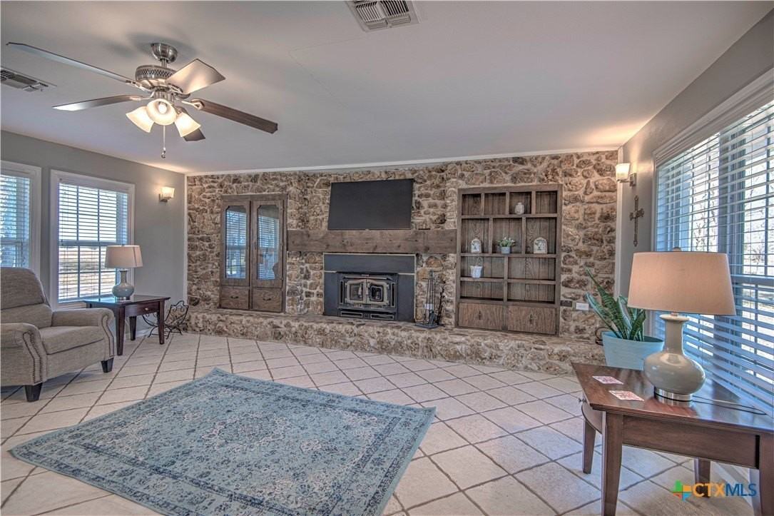 1667 Primrose Trl - Photo 7 of 48