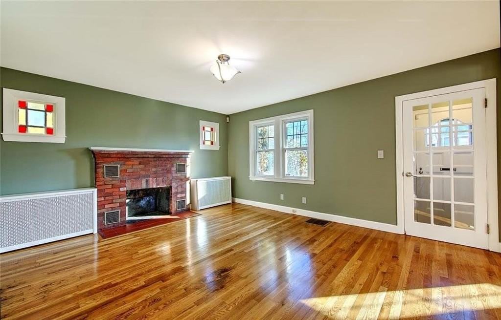 66 Tyndall Ave - Photo 5 of 36