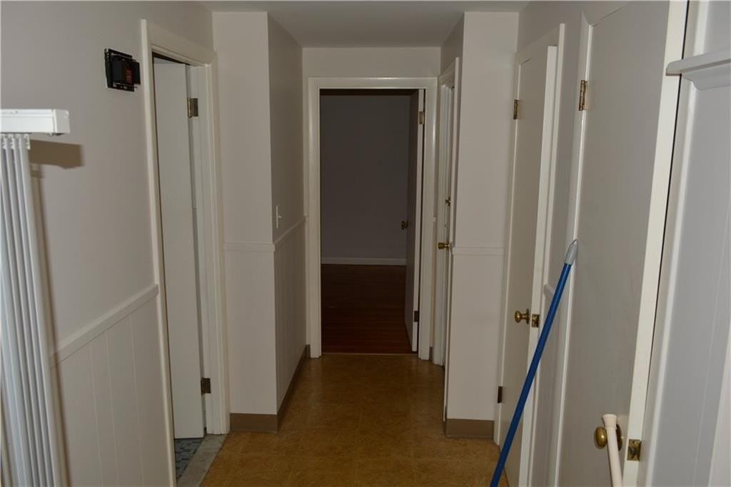 145 Magnolia St - Photo 4 of 9