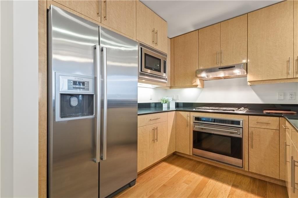 1 W Exchange St Unit 2602 #2602 - Photo 2 of 30