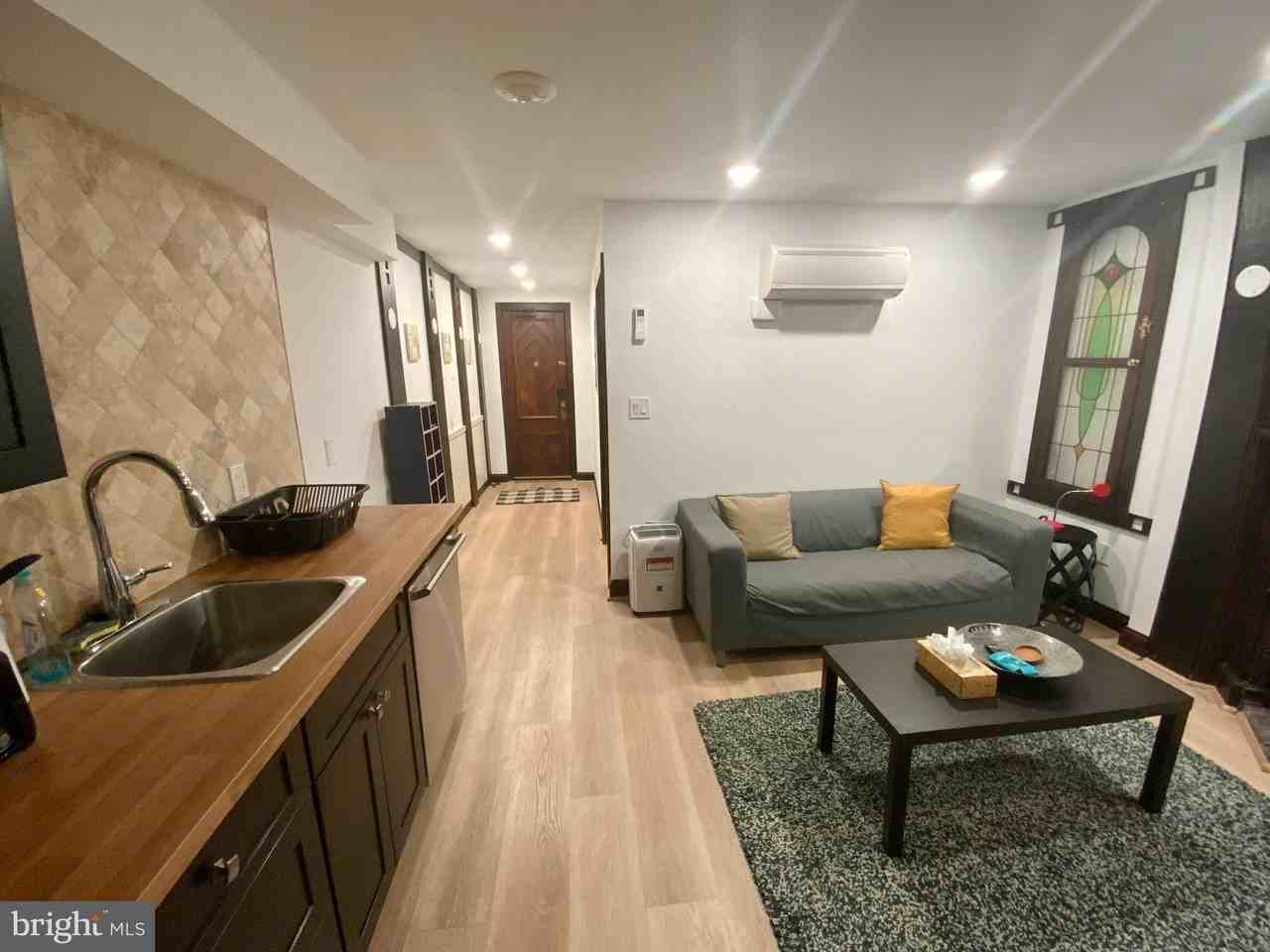 1837 16th St Nw Unit B #B - Photo 6 of 10