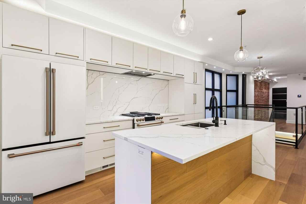 746 Morton St Nw Unit 1 #1 - Photo 6 of 35