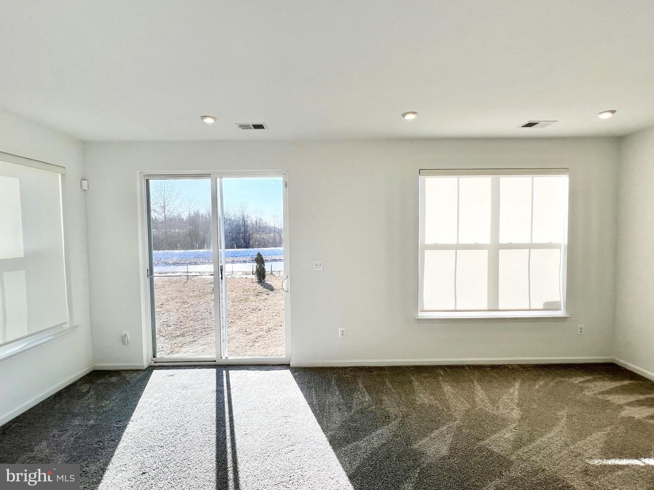 310 Andrew Ct - Photo 4 of 50