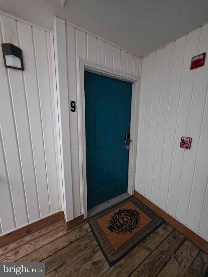 2809 Waters Edge Dr #260 - Photo 2 of 40