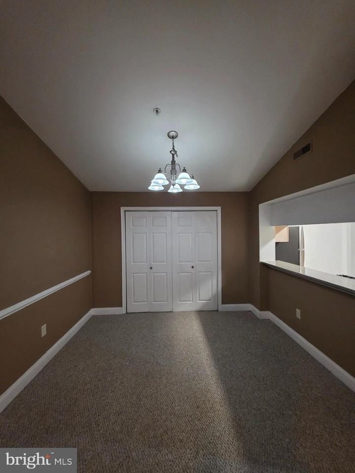 2809 Waters Edge Dr #260 - Photo 6 of 40