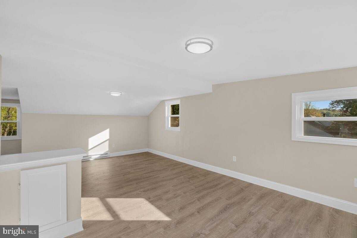 332 Ridge Rd Apt A #A - Photo 3 of 21