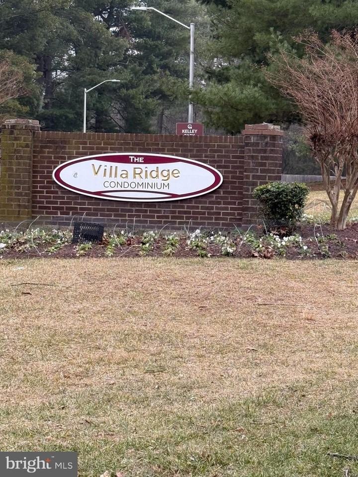 418 Girard St Apt 302 #302 - Photo 2 of 17