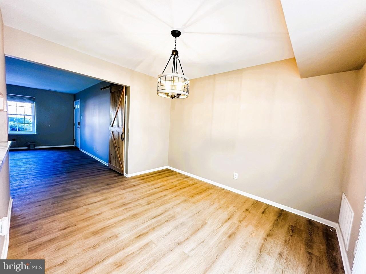 42D Michael Rd - Photo 5 of 15