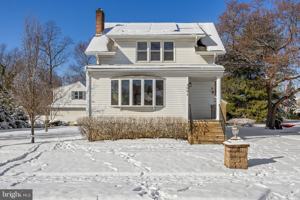 featured image of 306 Lincoln Ave N