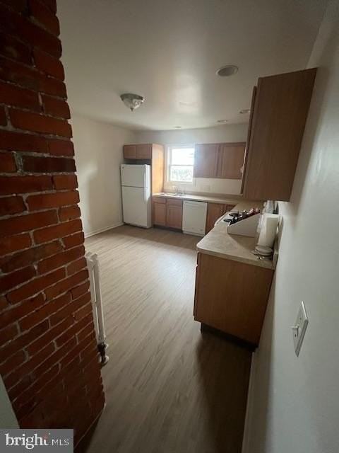 541 Bridge St Apt C #C - Photo 2 of 18
