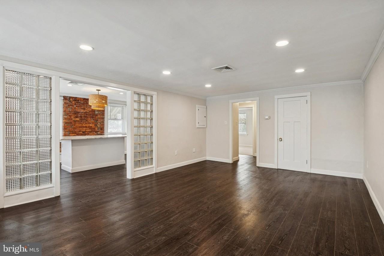 3 S Brandywine Ave 3rd Fl #3rdFLUNIT6 - Photo 2 of 29