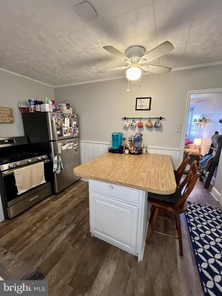 125 Maple St - Photo 7 of 32