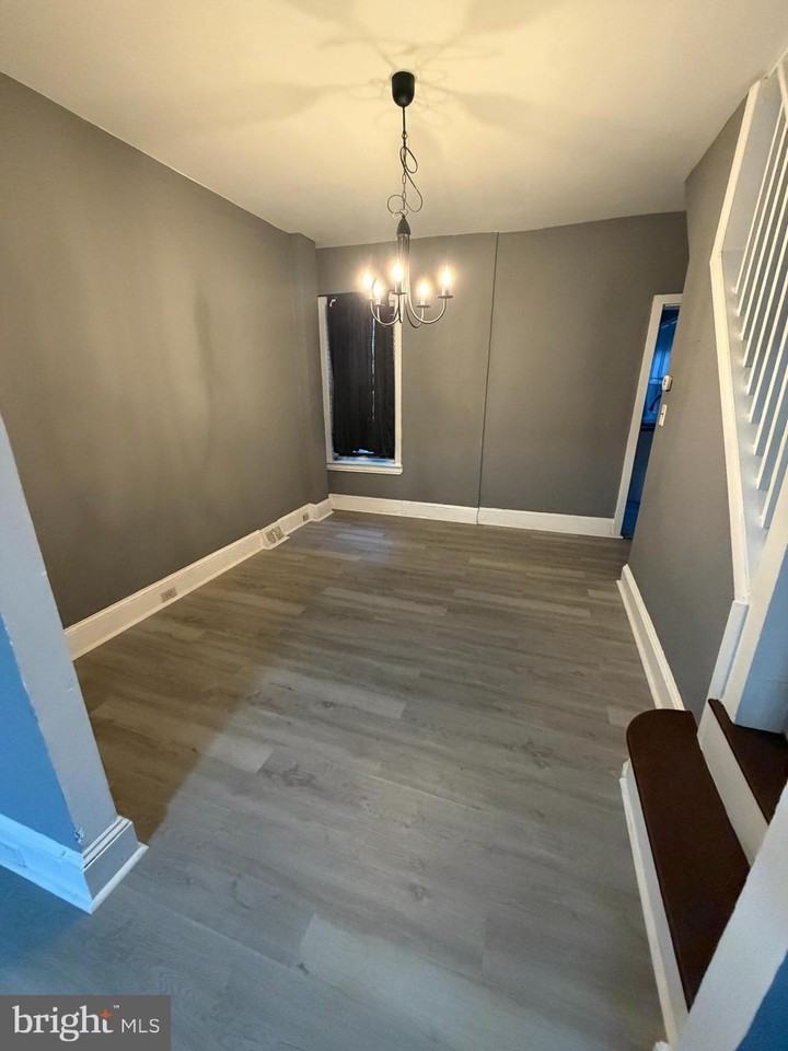 1668 Dounton St - Photo 3 of 7