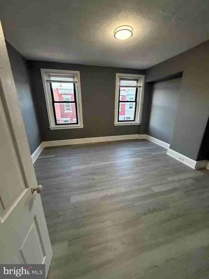 1668 Dounton St - Photo 6 of 7