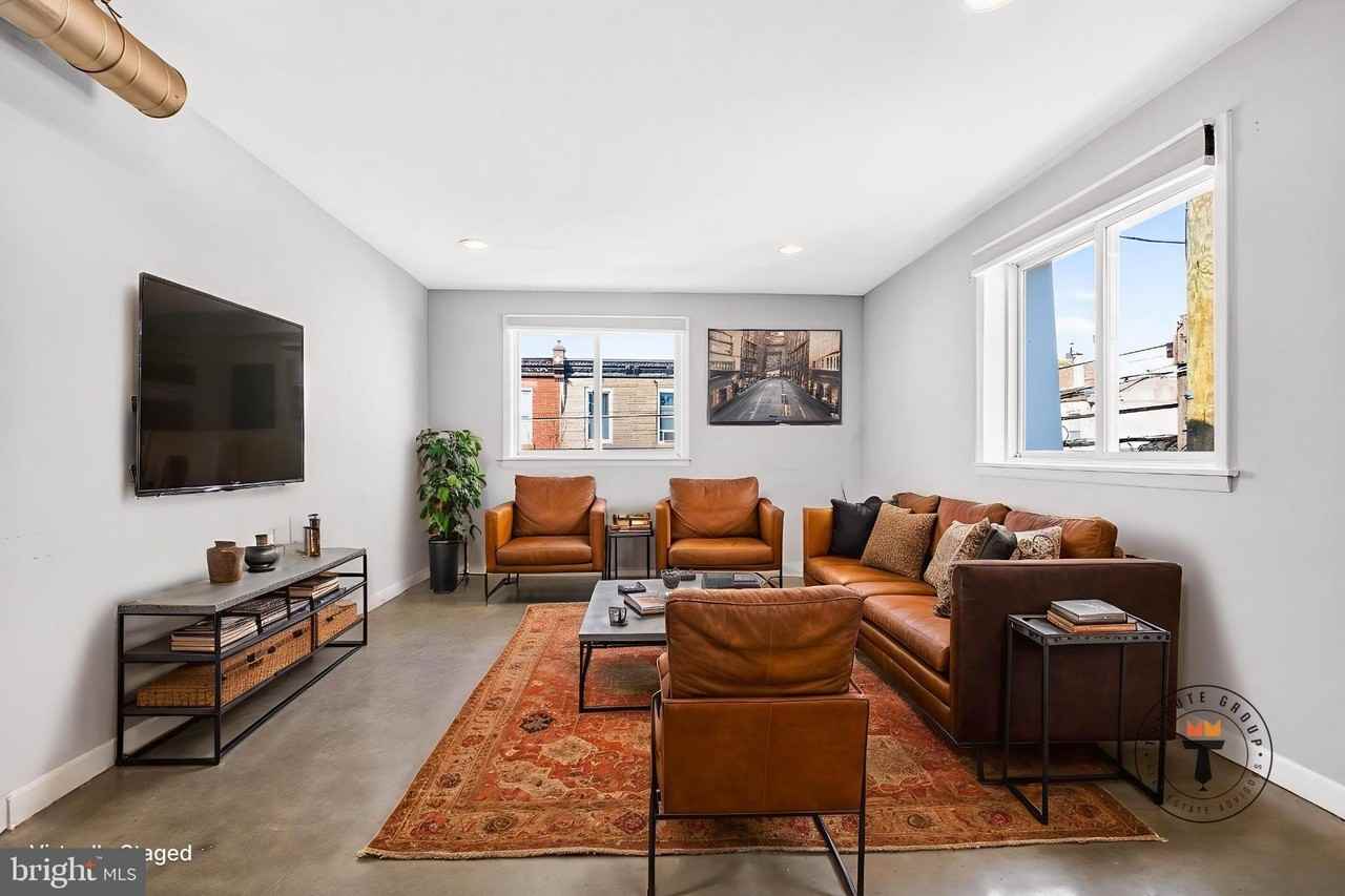 2579 Memphis St Unit 2 #2 - Photo 6 of 19