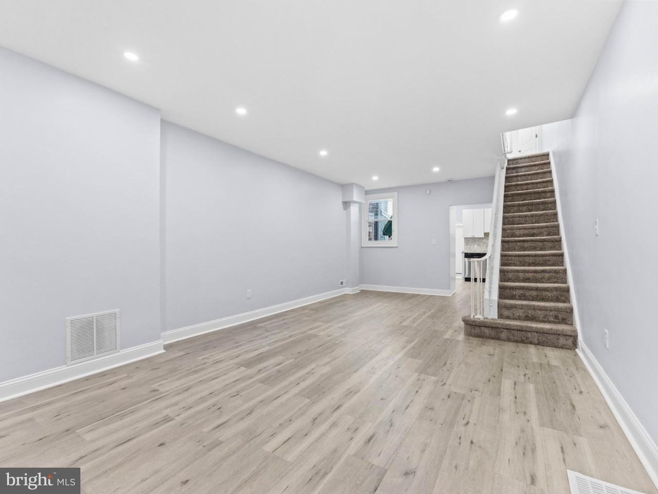 1839 E Clementine St - Photo 4 of 25