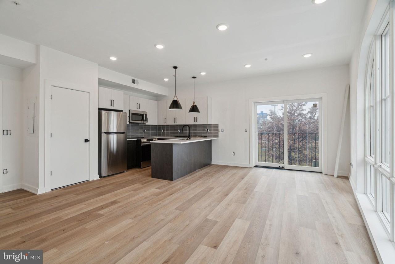 1828 Frankford Ave Unit 201 #201 - Photo 5 of 17