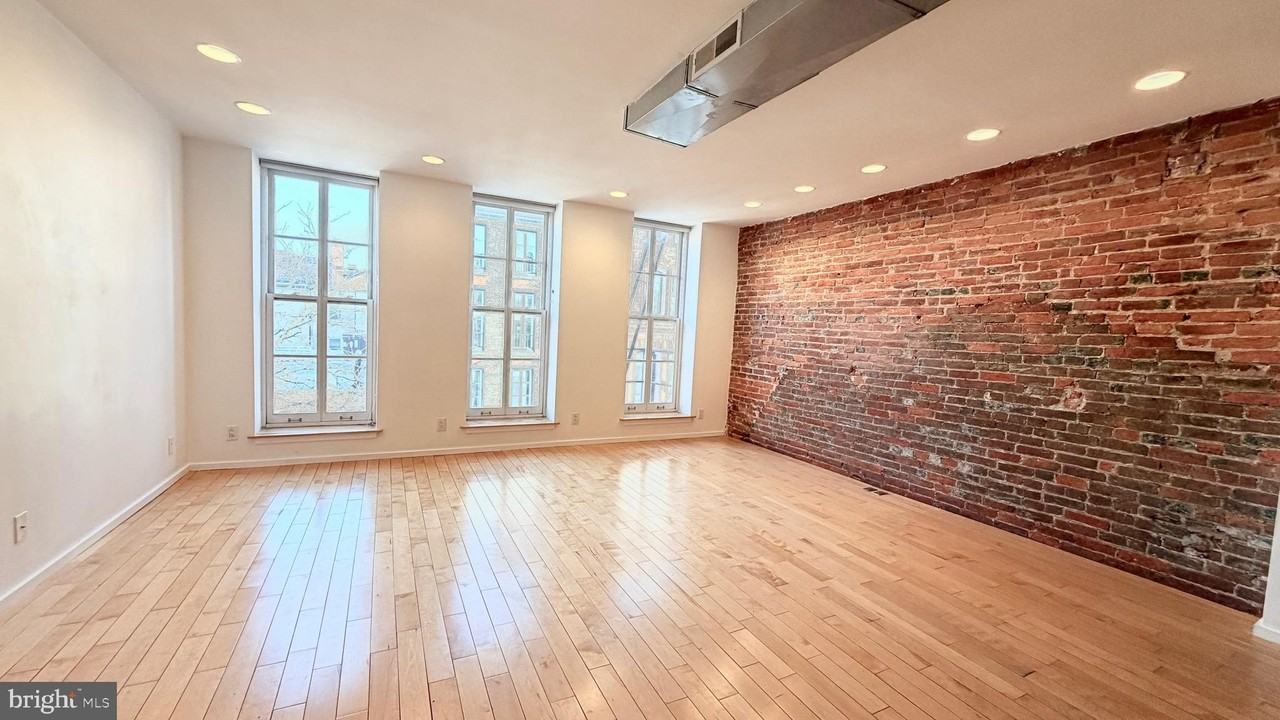 136 N 3rd St Unit 3 #3 - Photo 2 of 50