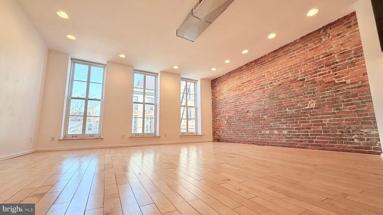 136 N 3rd St Unit 3 #3 - Photo 7 of 50