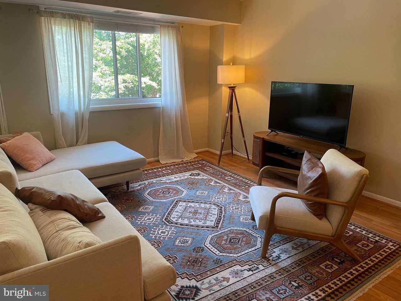 3342 S 28th St Apt 304 #304 - Photo 2 of 9