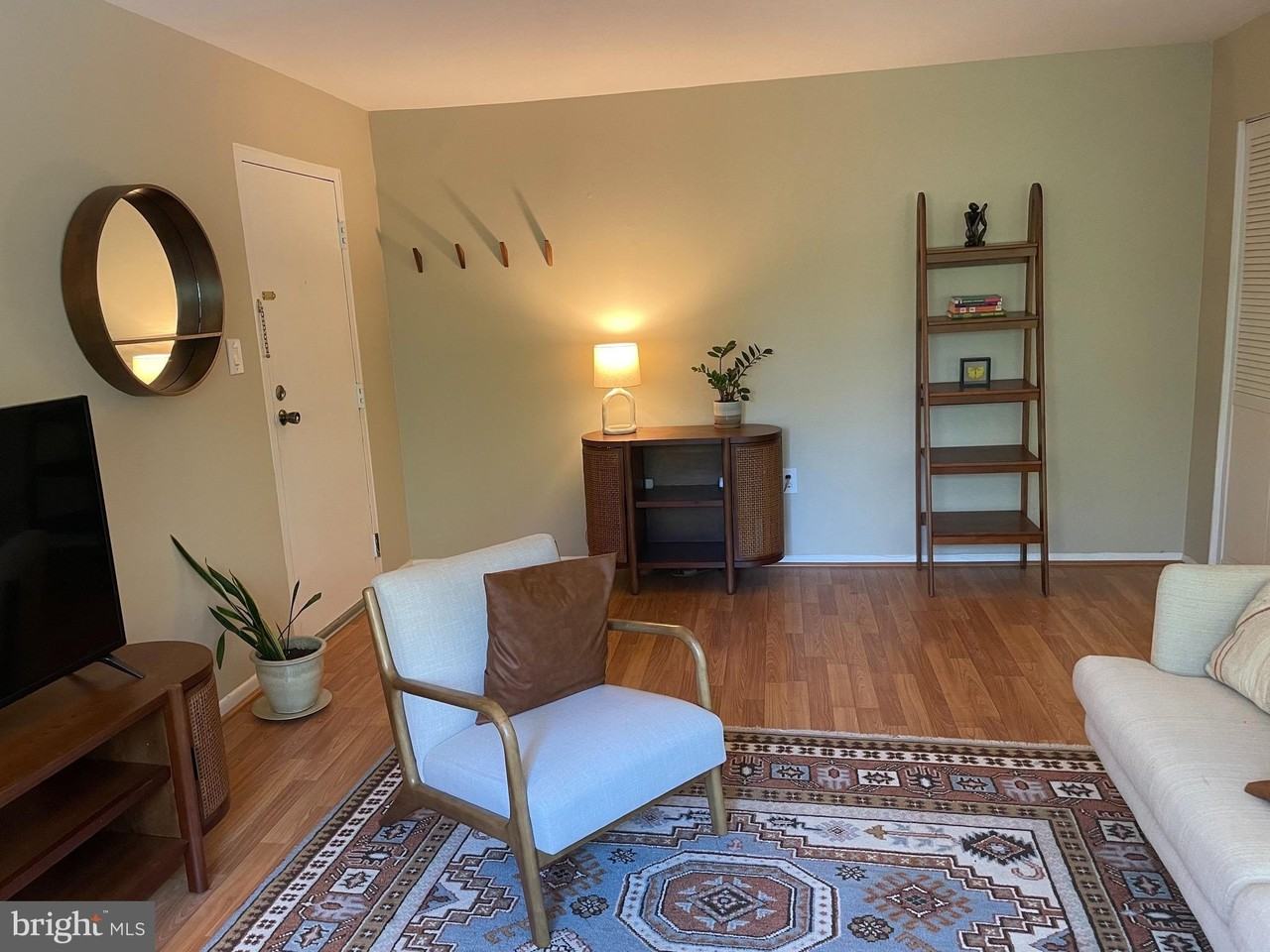 3342 S 28th St Apt 304 #304 - Photo 4 of 9