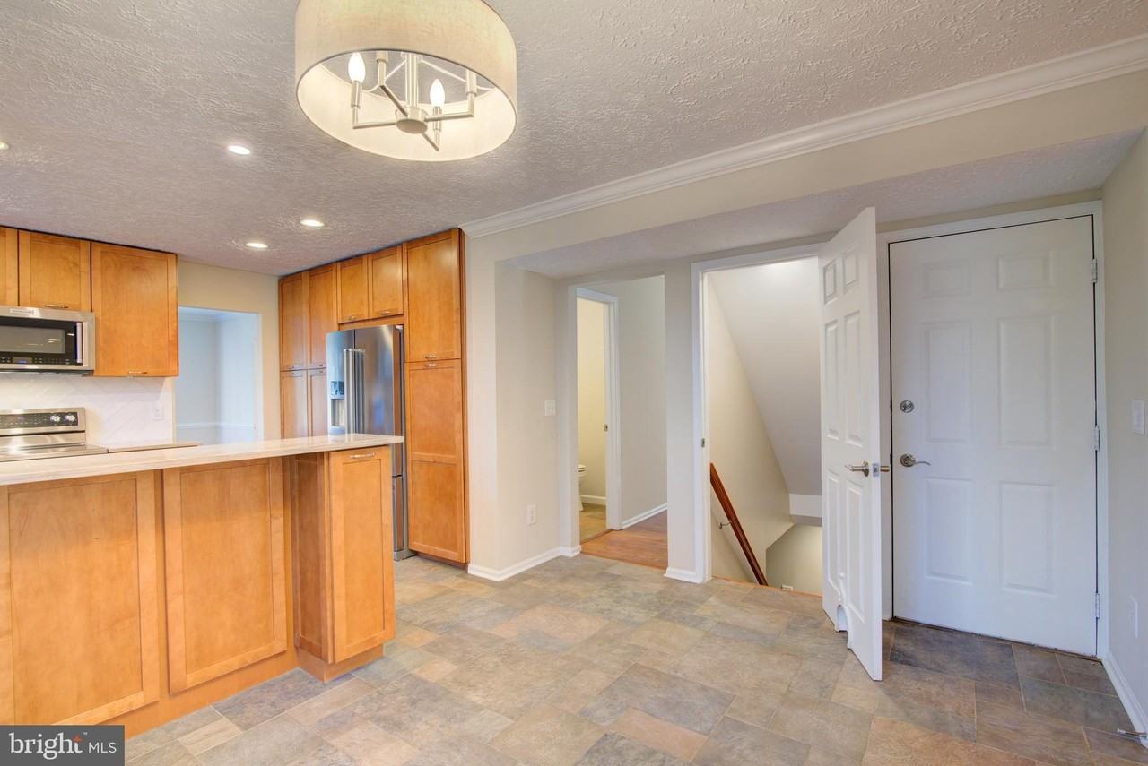 1322 Quail Ridge Dr - Photo 4 of 40